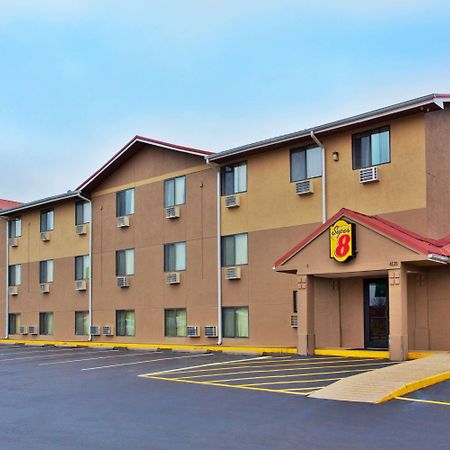 Super 8 By Wyndham Tuscaloosa Hotell Exteriör bild